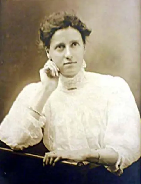 Portrait of Edith Alleyne Sinnotte