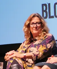 Portrait of Elly Griffiths