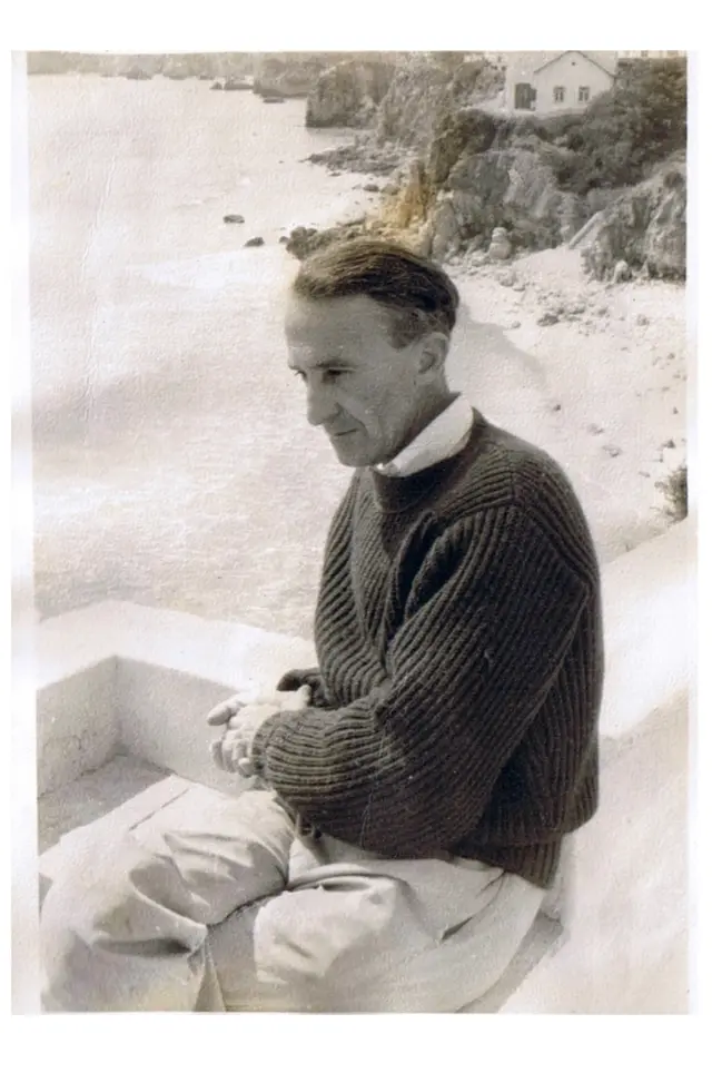 Portrait of Gabriel Fielding