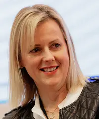 Portrait of Jojo Moyes