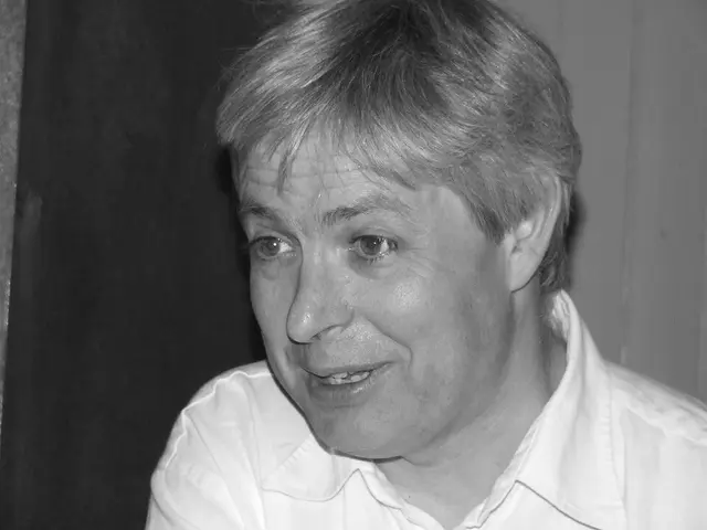 Portrait of Jonathan Coe