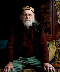 Portrait of Neil Oram